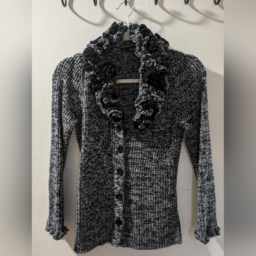 Nie + Zoe Sweater Size Medium